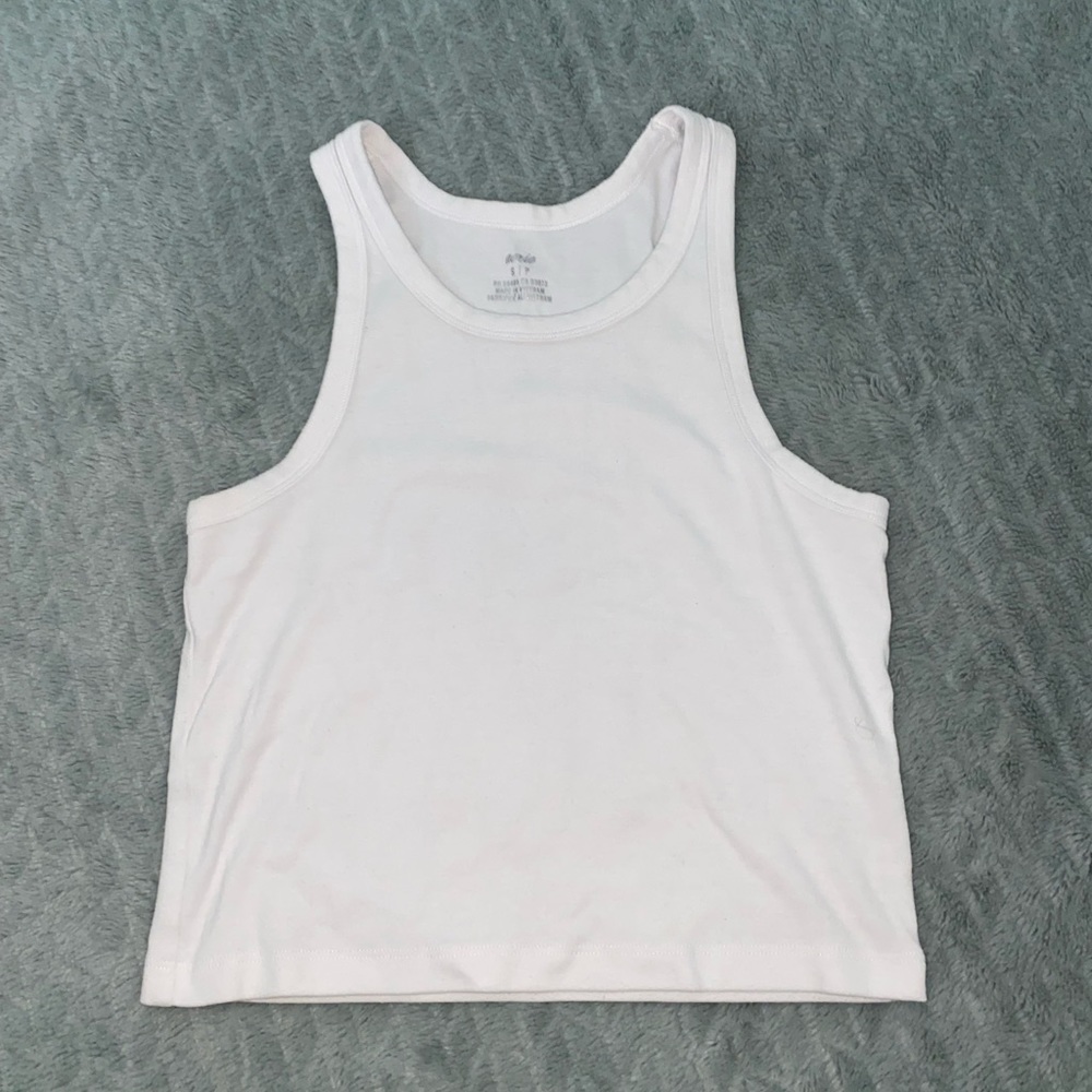 White tank